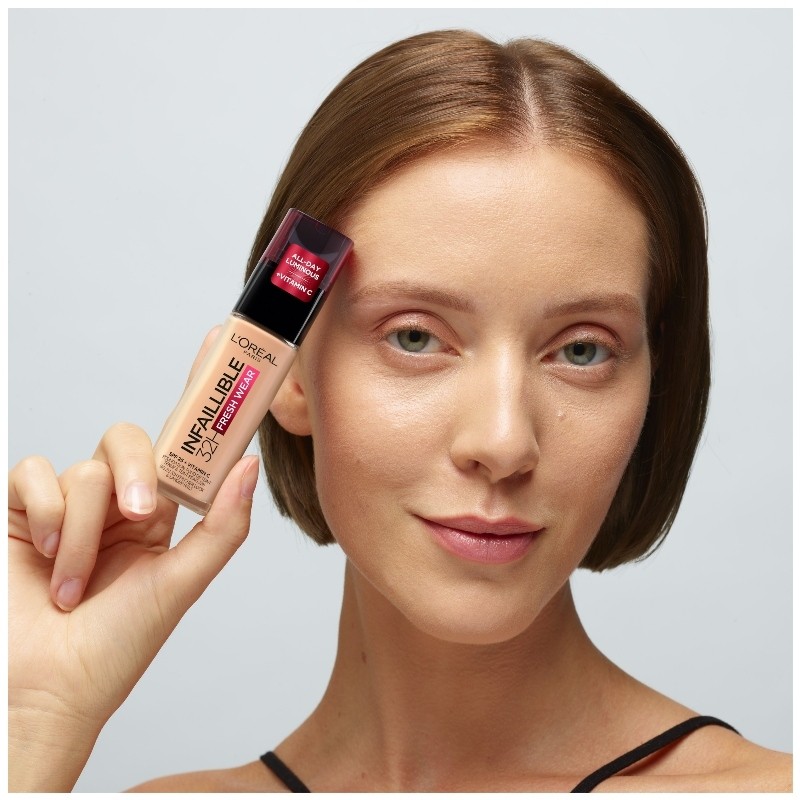 L'Oréal Paris Cosmetics Infaillible Fresh Wear 32H Liquid Foundation 30 ml - 120 Golden Vanilla