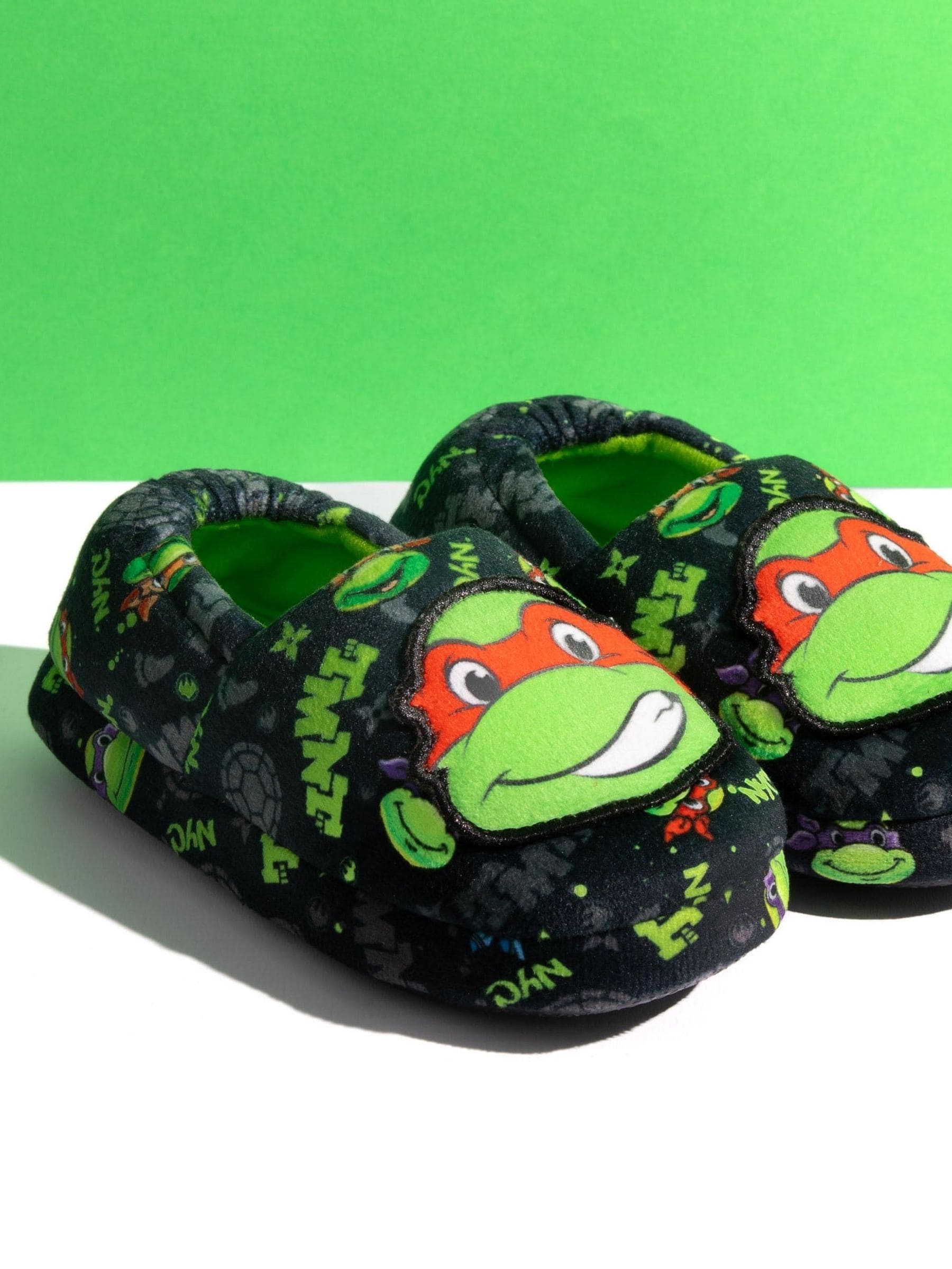 Vanilla Underground Teenage Mutant Ninja Turtles Raphael Slippers