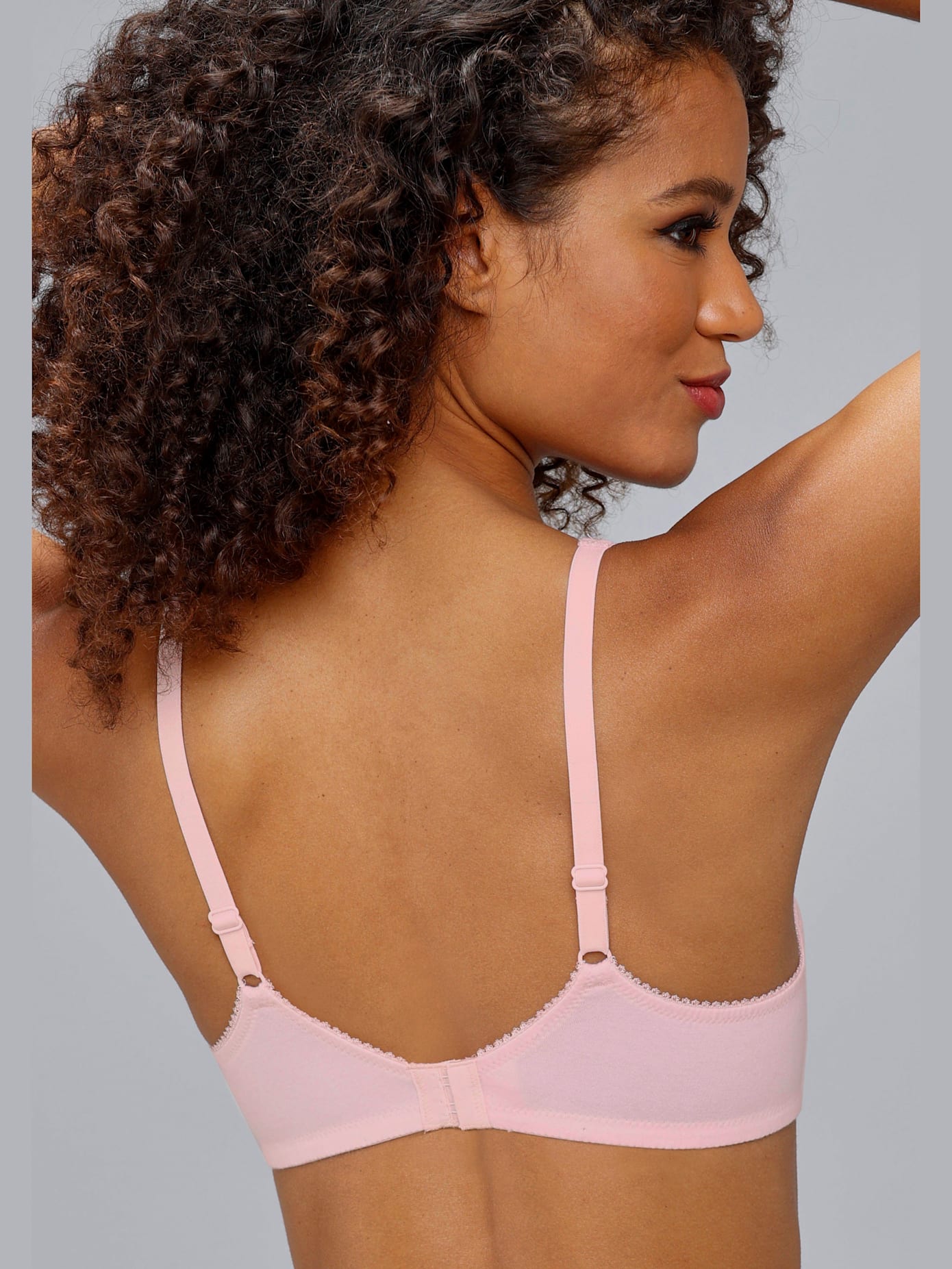 Soutien-gorge spécial t-shirt soutien-gorge basique avec bord dentelle décoratif sur les bonnets et les bretelles