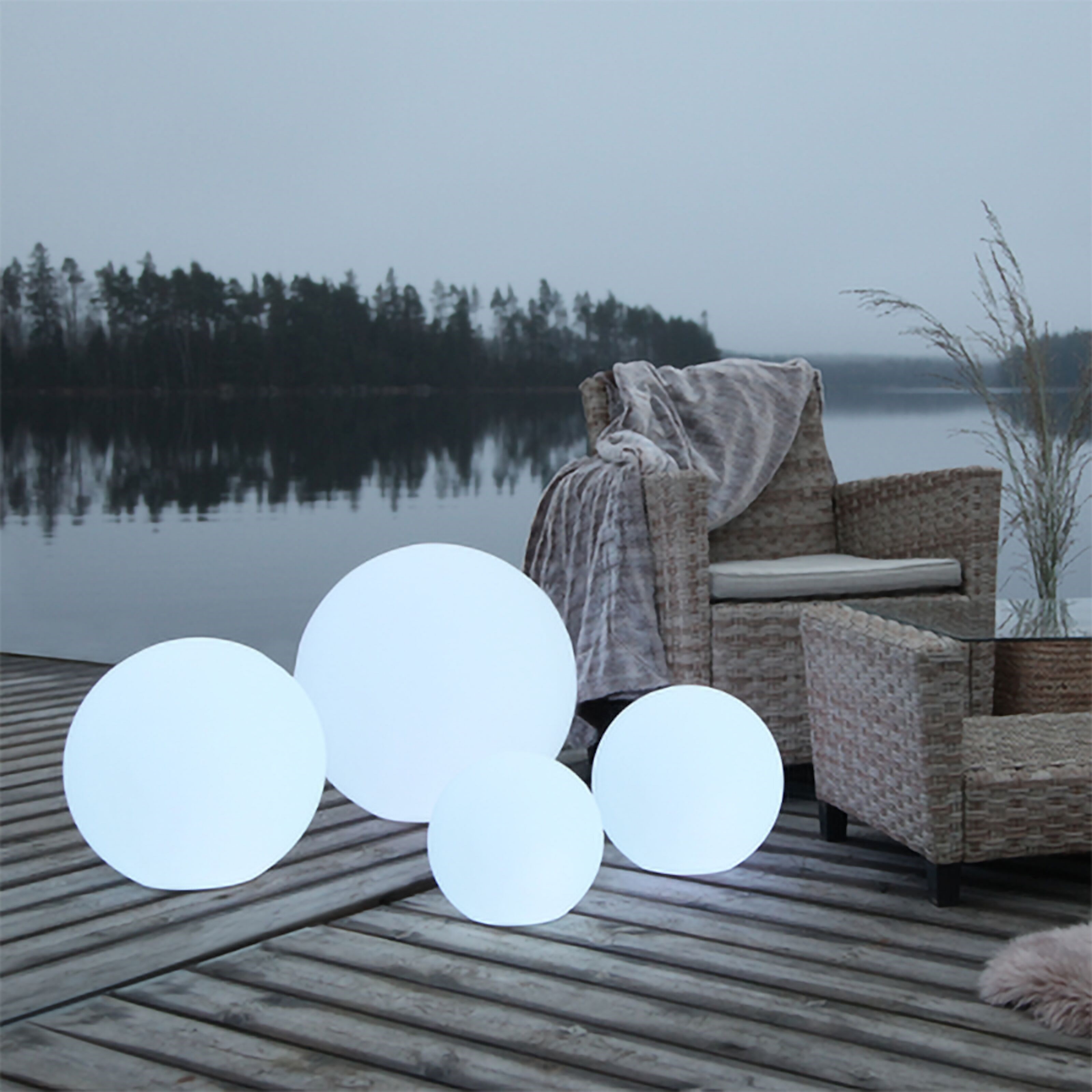 Star Trading Twilights M Fargeglad utendørsbelysning Ø30 cm