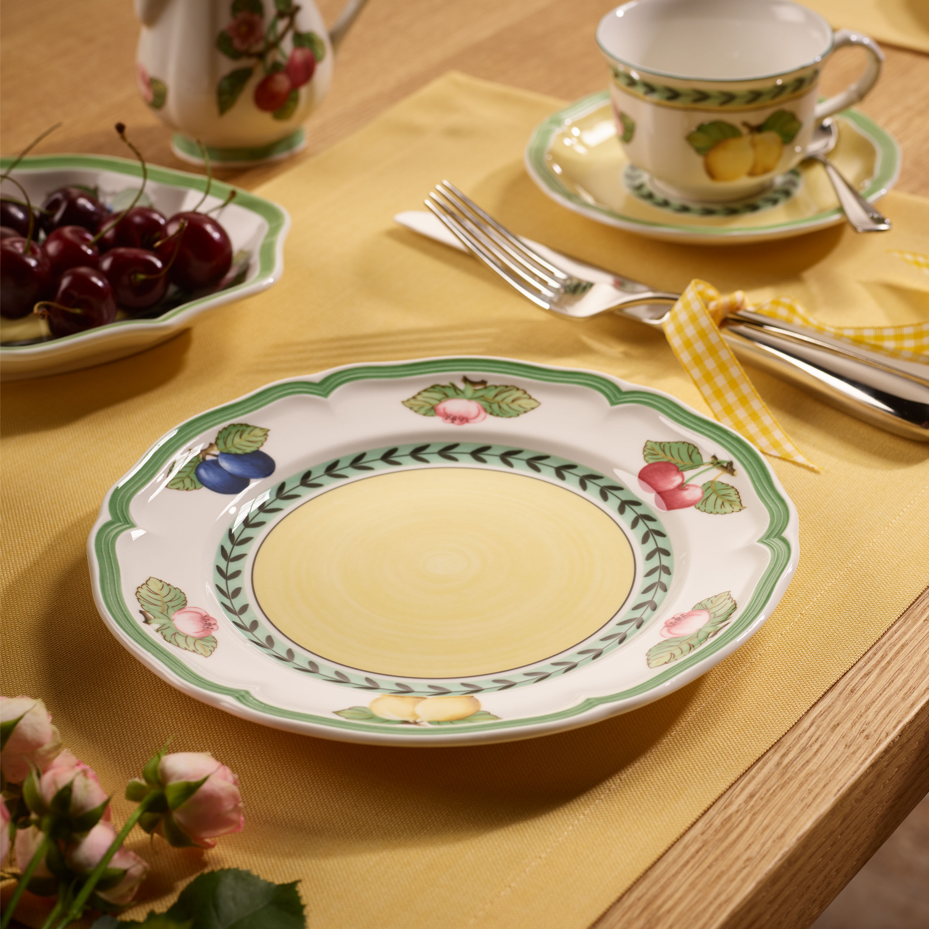 French Garden Appetizer and dessert plate Multi-colored, 8.2'', Premium Porcelain