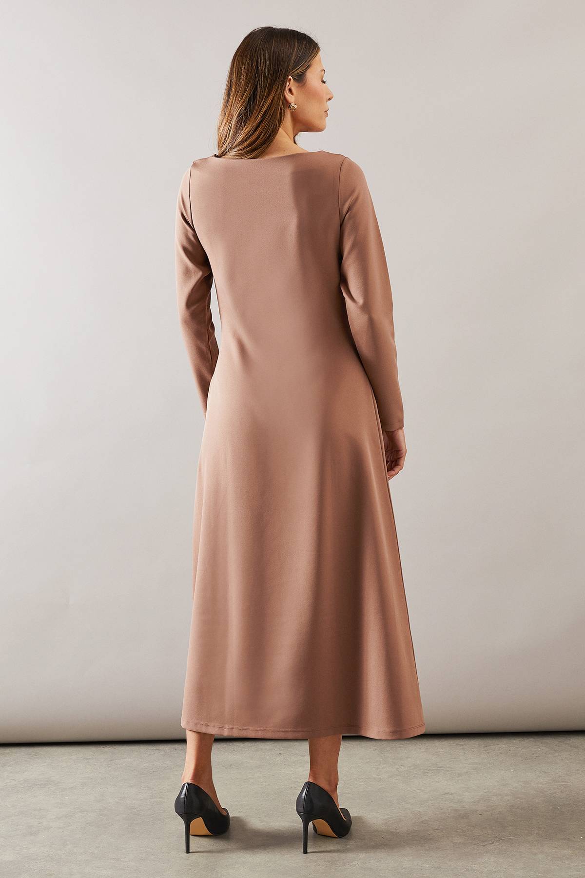 Wallis Robe Midaxi Ajustée en Jersey à Encolure Asymétrique