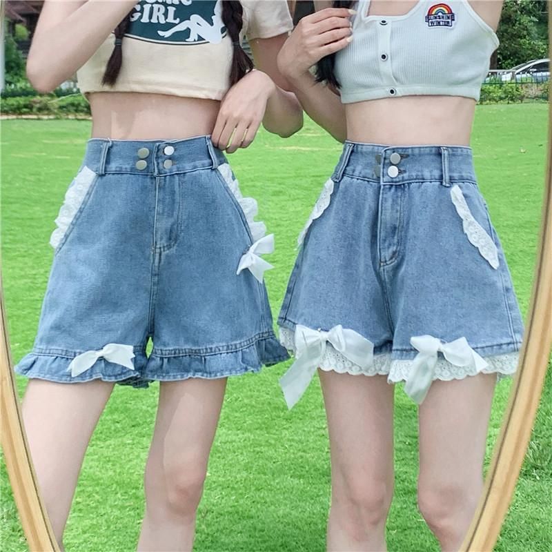 Hevnir - Hoge taille denim shorts met strik en kant