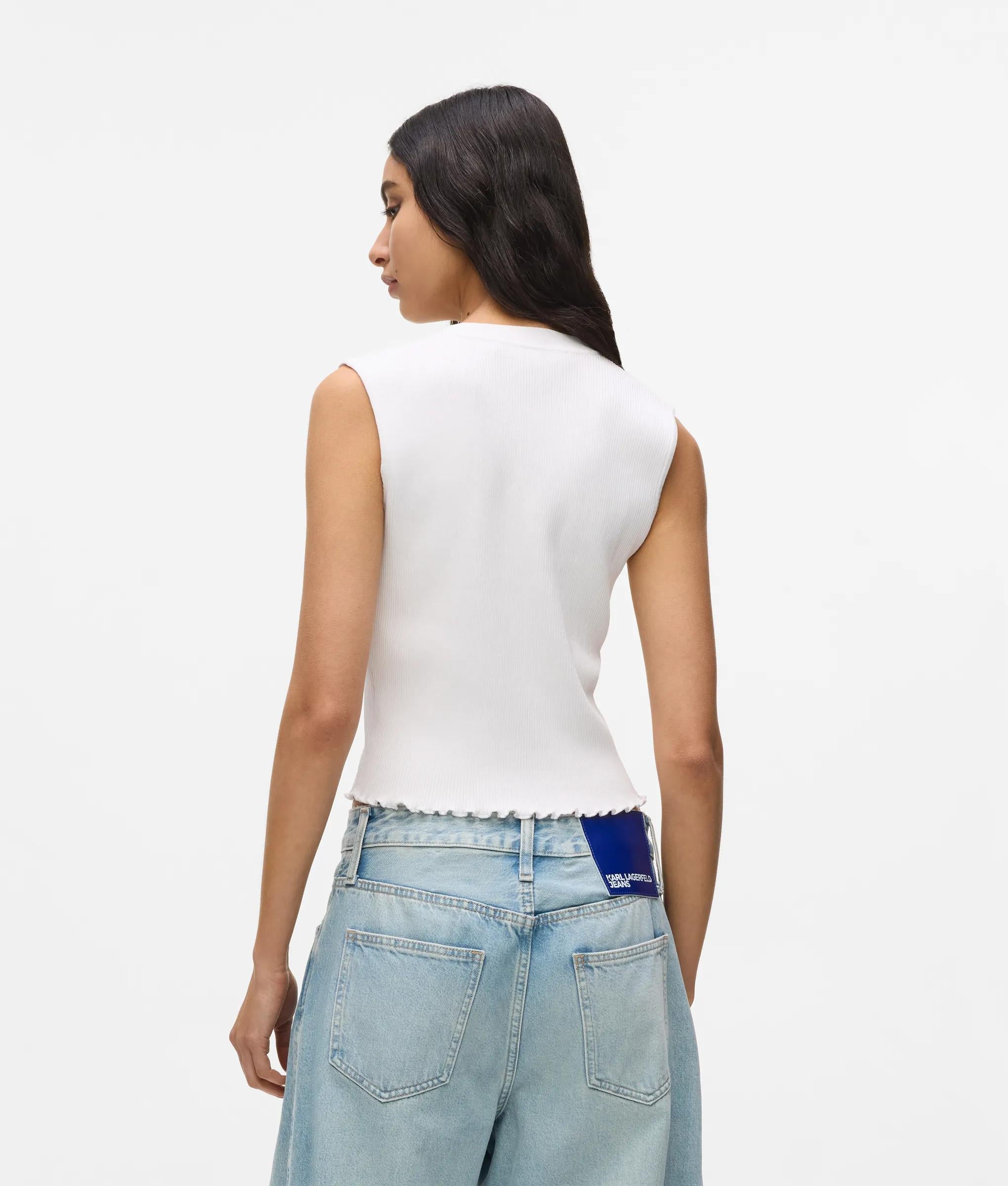 Gebreide top met knoopsluiting