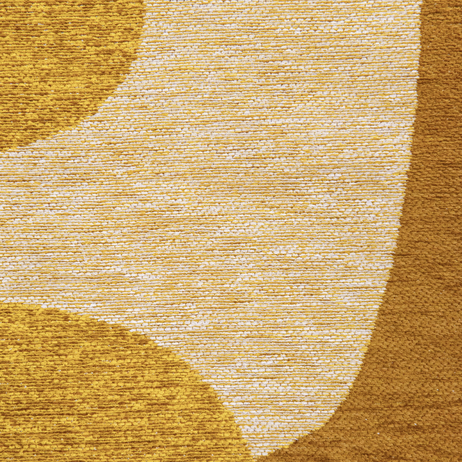9428-POUM POUM-CURRY-240x340cm