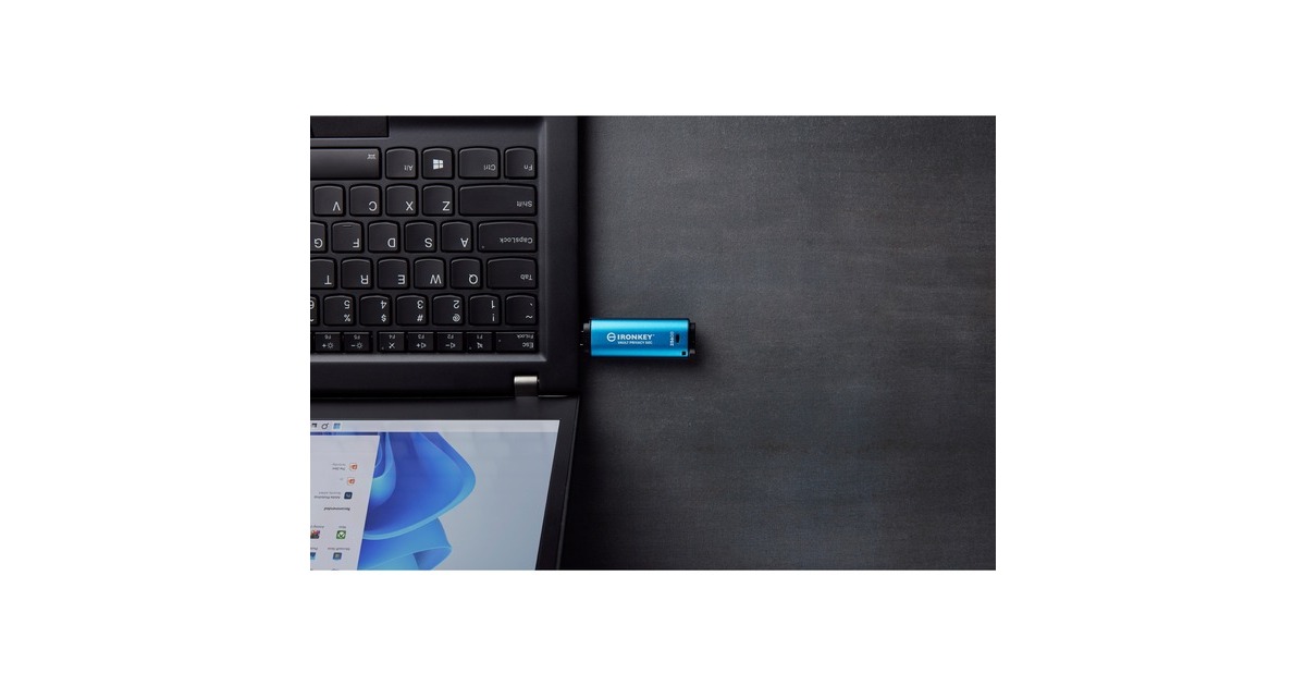 KingstonIronKey Vault Privacy 50 256 GB usb-stick  (Lichtblauw/zwart, USB-C 3.2 Gen 1)