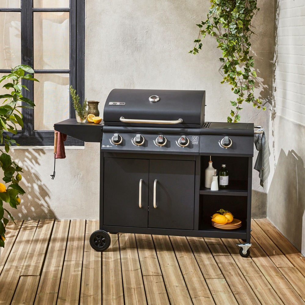 Barbecue gaz foucault. En acier inoxydable. 5 brûleurs 145x88x151
