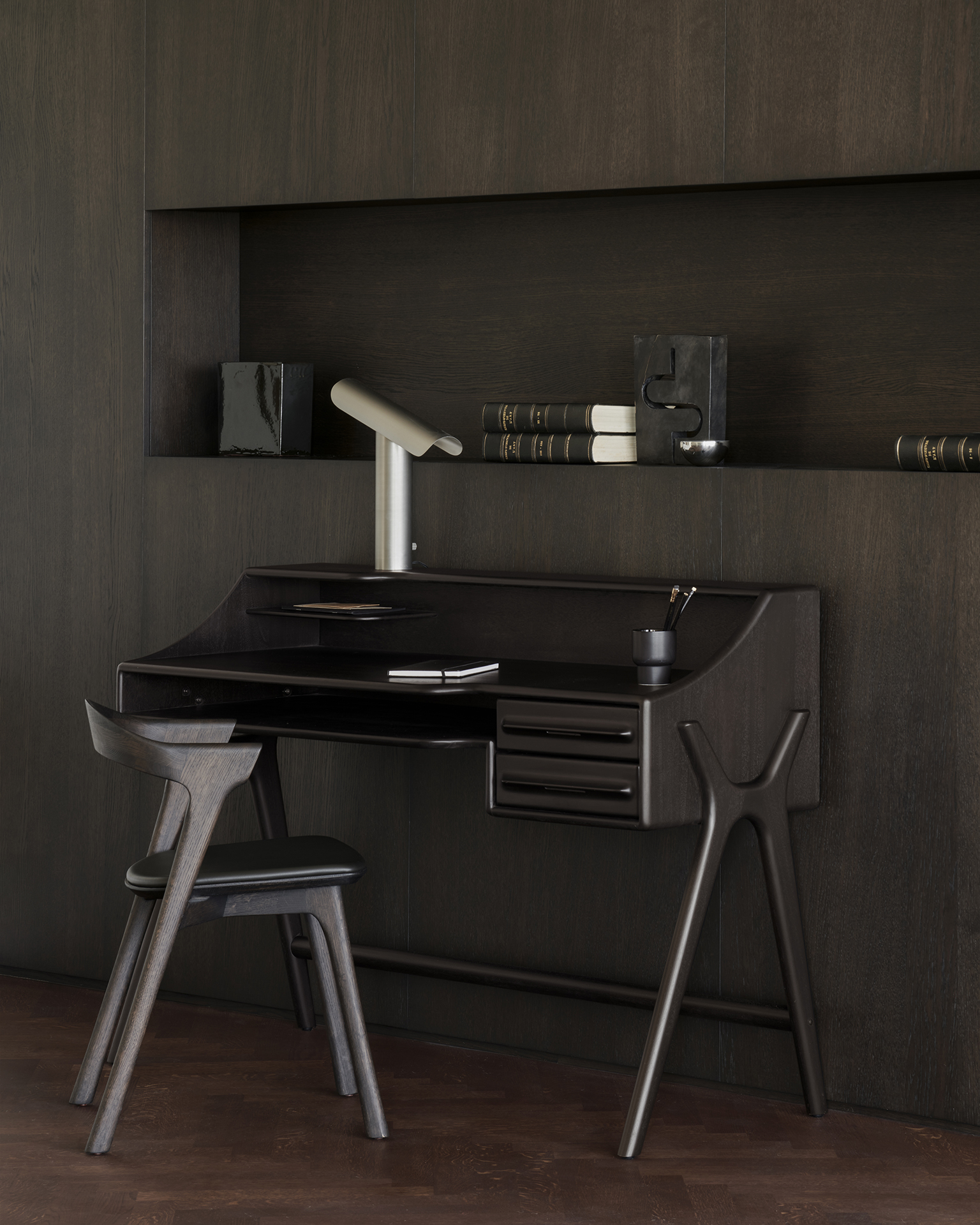 Bureau Flow mahonie rose brown