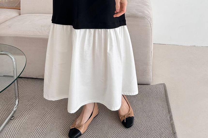 Chubby Girl - Midi-jurk met pofmouwen en twee kleuren