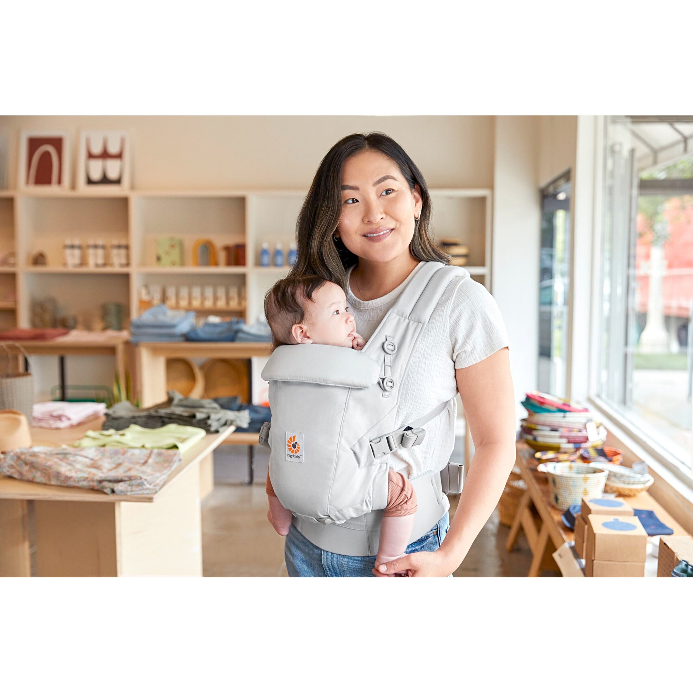 Ergobaby® - ADAPT SoftTouch Babytrage pearl grey