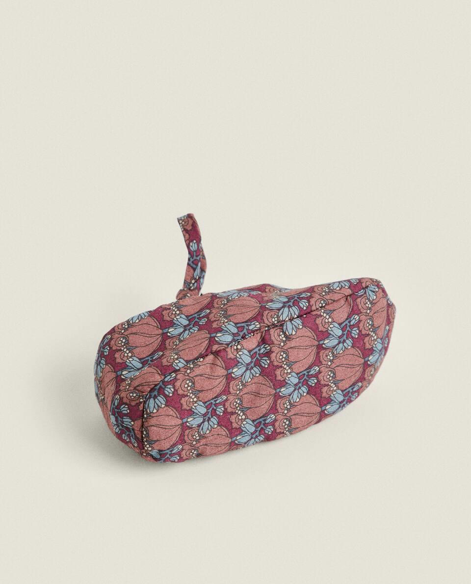 SAPATINHOS INFANTIS FEITOS COM TECIDO LIBERTY