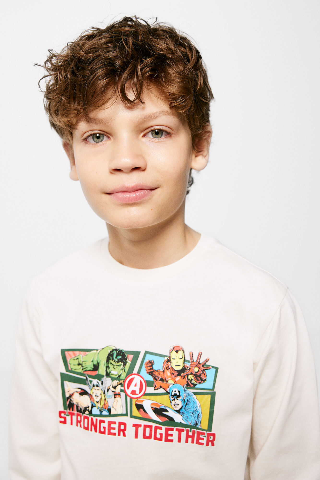 Camiseta dos Vingadores para meninos