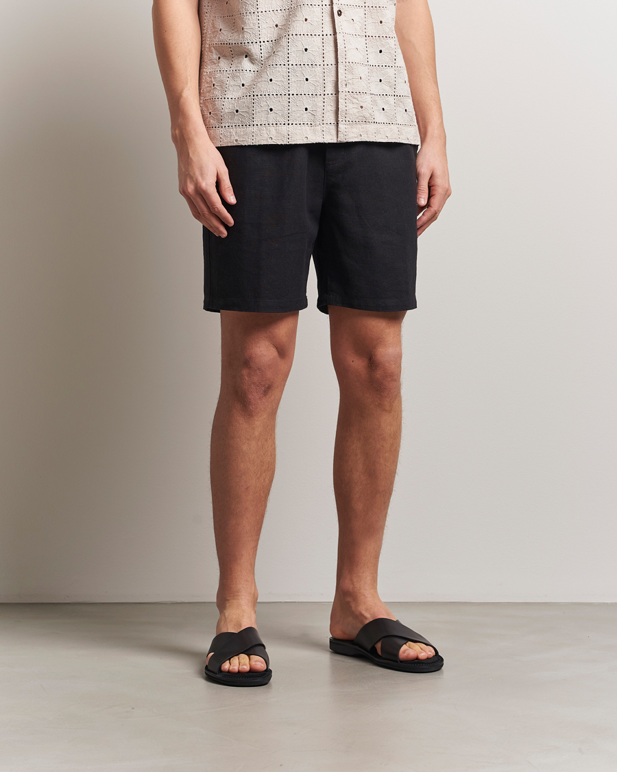 Les Deux Otto Linen Shorts Black