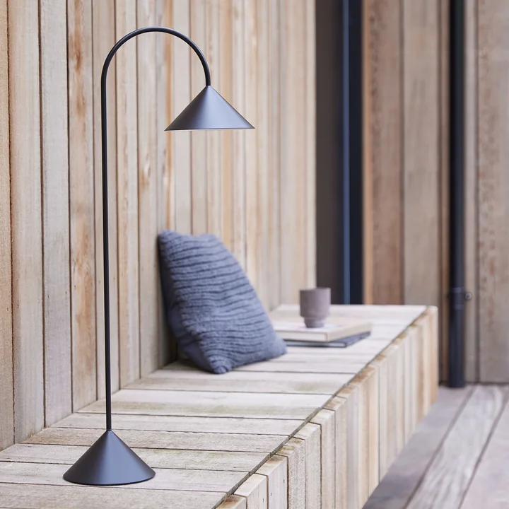 Frandsen - Grasp LED Akku-Stehleuchte, H 47 cm, beetroot matt