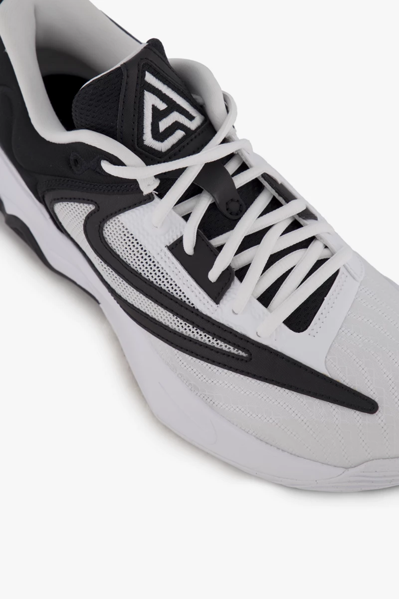 Nike Giannis Immortality 3 Herren Basketballschuh
