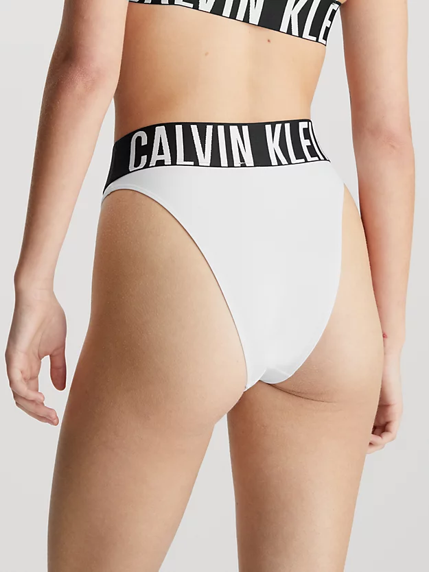 Calcinha fio dental cavada - Poder Intenso