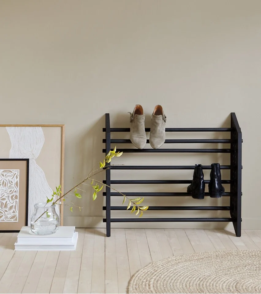 Roon & Rahn - Moodstand skostativ 98 cm - Eg Sortlakeret