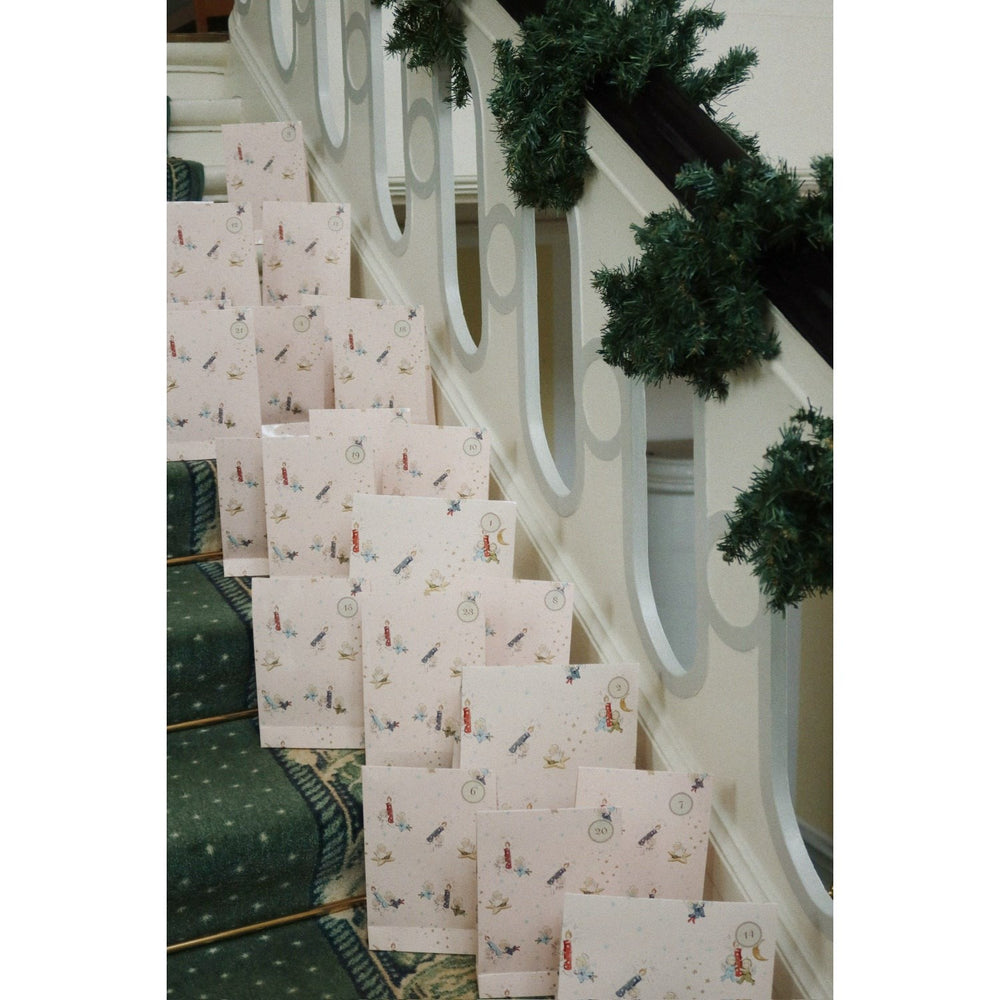 Køb Konges Sløjd Beige Christmas Pakkekalender Med 24 Gaver