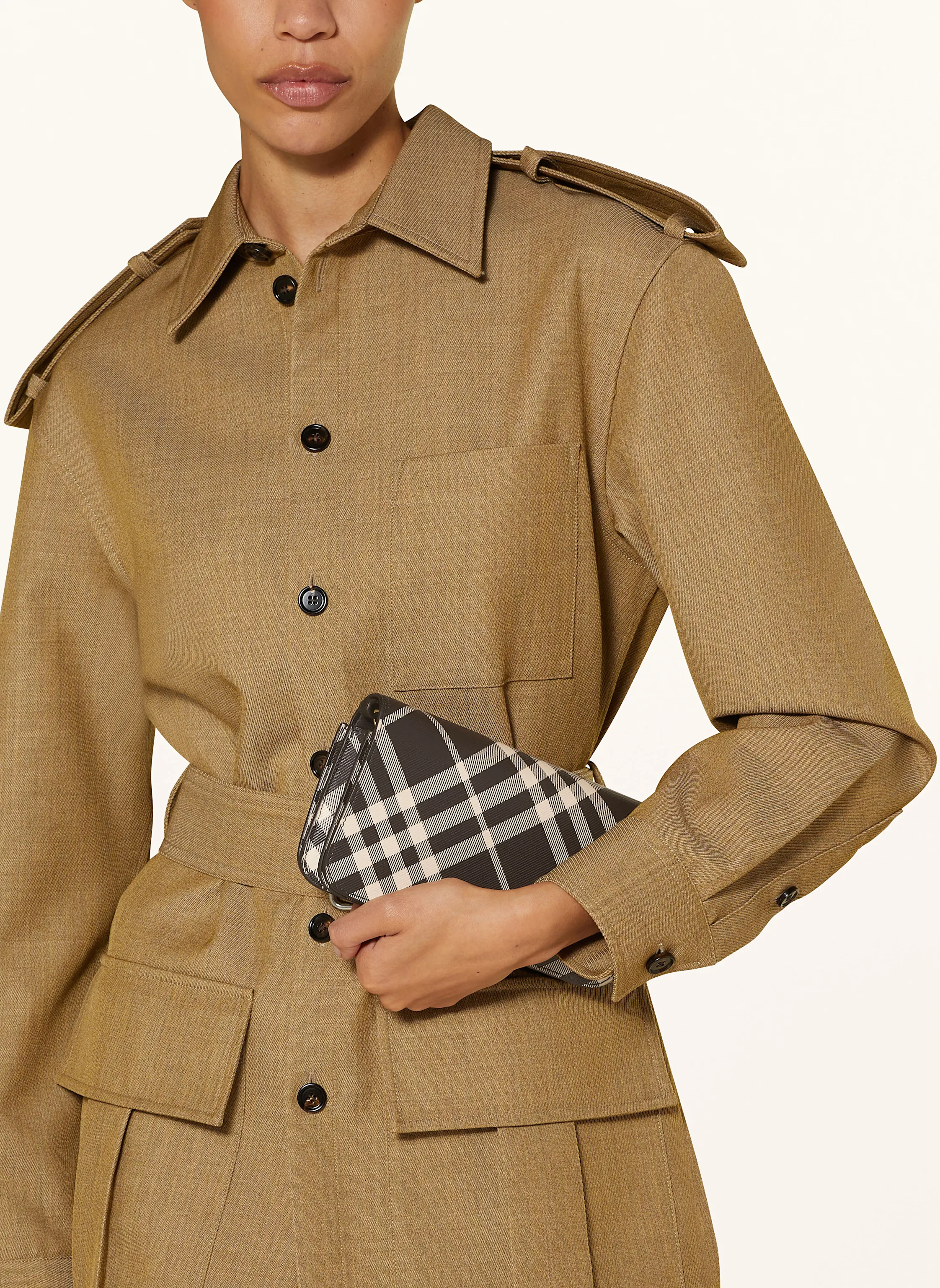 BURBERRY Clutch