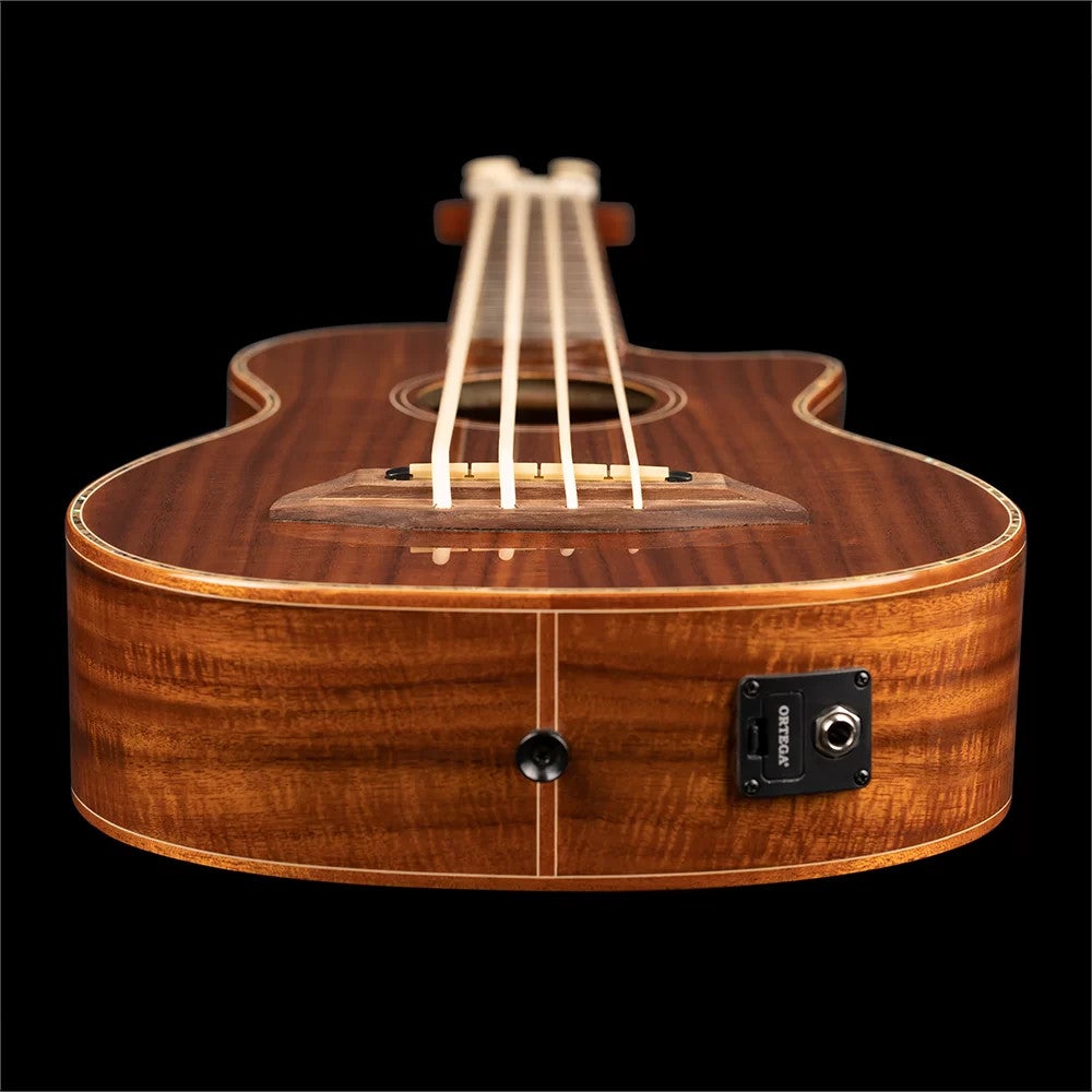 Ortega CAIMAN-FL-GB Lizard Series Short Scale Uke Bass Natural fretloze E/A bas ukelele met gigbag