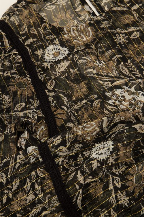 Zwarte blouse met bloemenprint en chiffon lurex