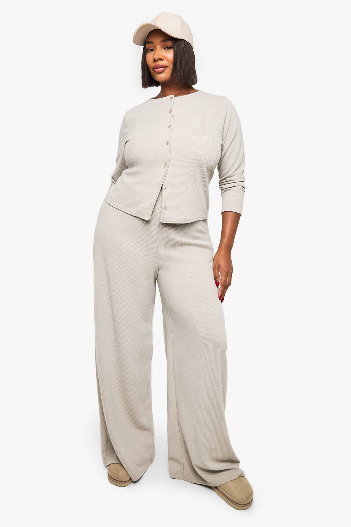 boohoo Haut à manches cardigan côtelé avec boutons et pantalon coordonné