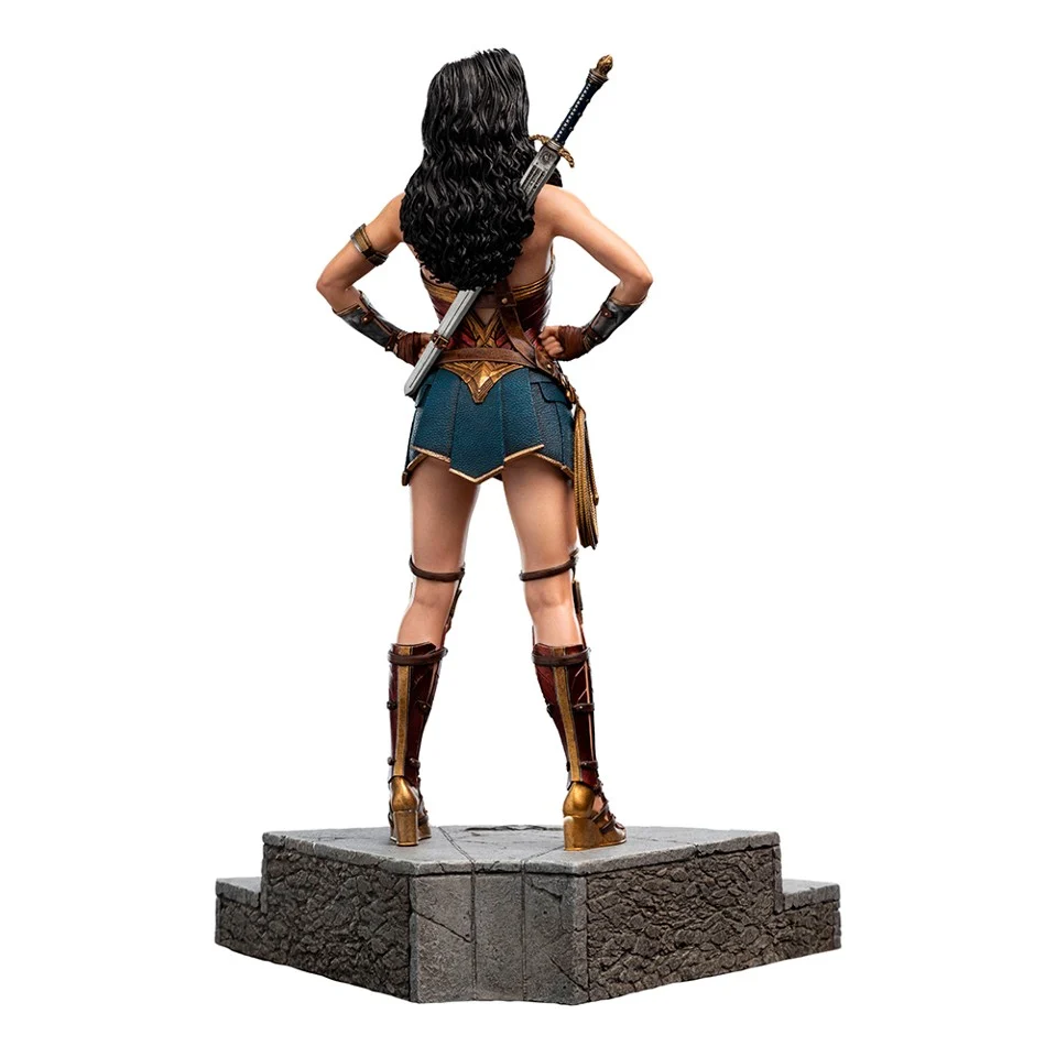 Justice League (Zack Snyder) - Trinity Series - Wonder Woman Statue 1:6 Scale