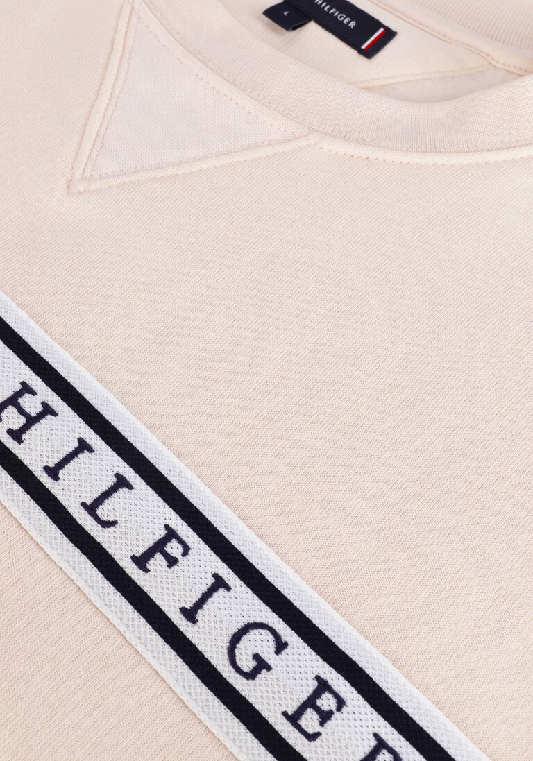 TOMMY HILFIGER creme tommy hilfiger sweater taped hilfiger crewneck