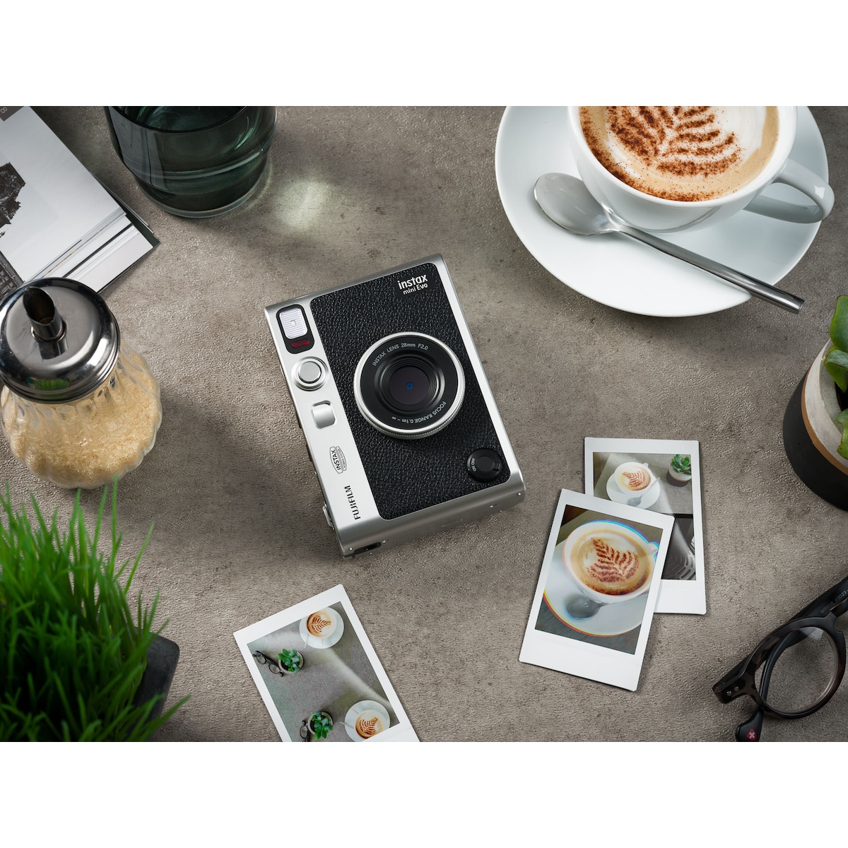 Fujifilm Instax Mini Evo kamera (sort)