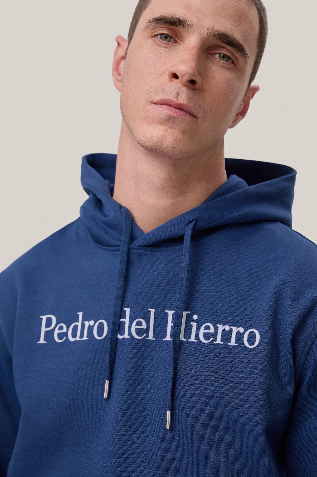 Moletom com Capuz e Logo - Azul