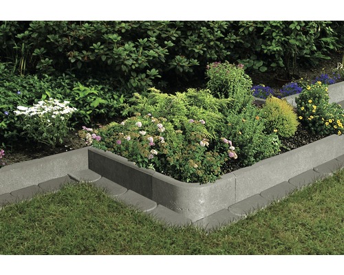Betonnen gazonrandsteen, afgeronde hoek 90°, grijs met messing en groef, 25 cm x 5 cm x 25 cm