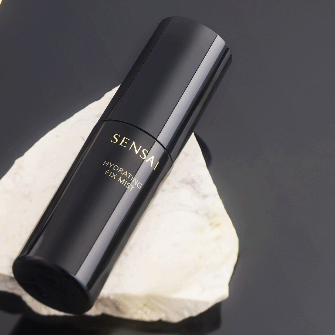 SENSAI Sensai MAQUILHAGEM HYDRATING FIX MIST - 50ml