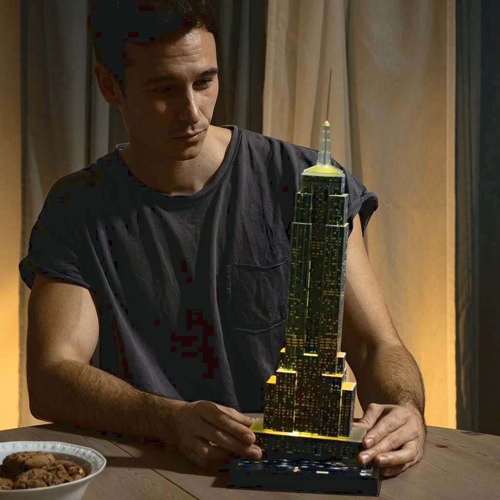 Ravensburger Spiel Empire State Building bei Nacht