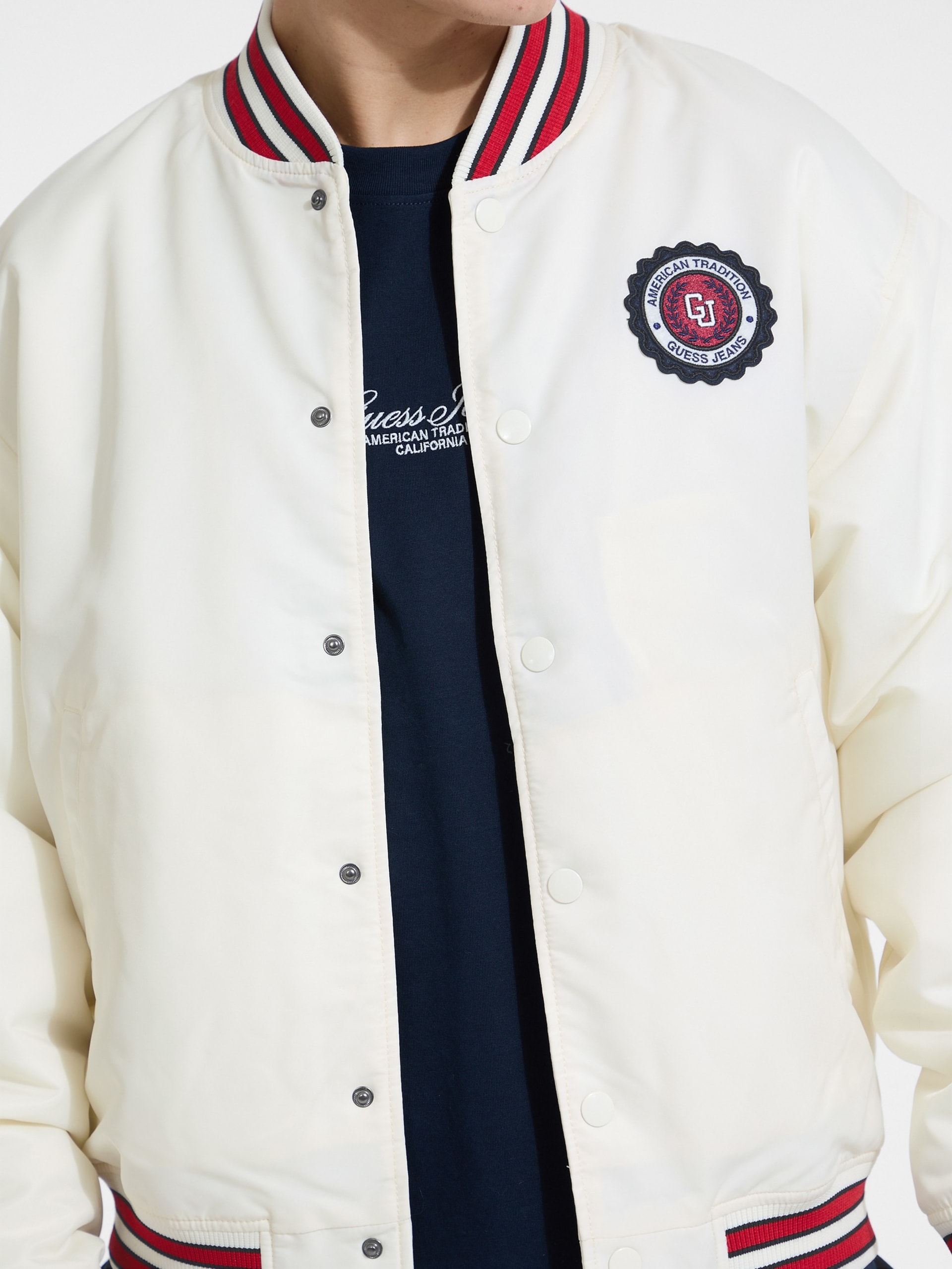 Jaqueta Varsity com Patch Bordado