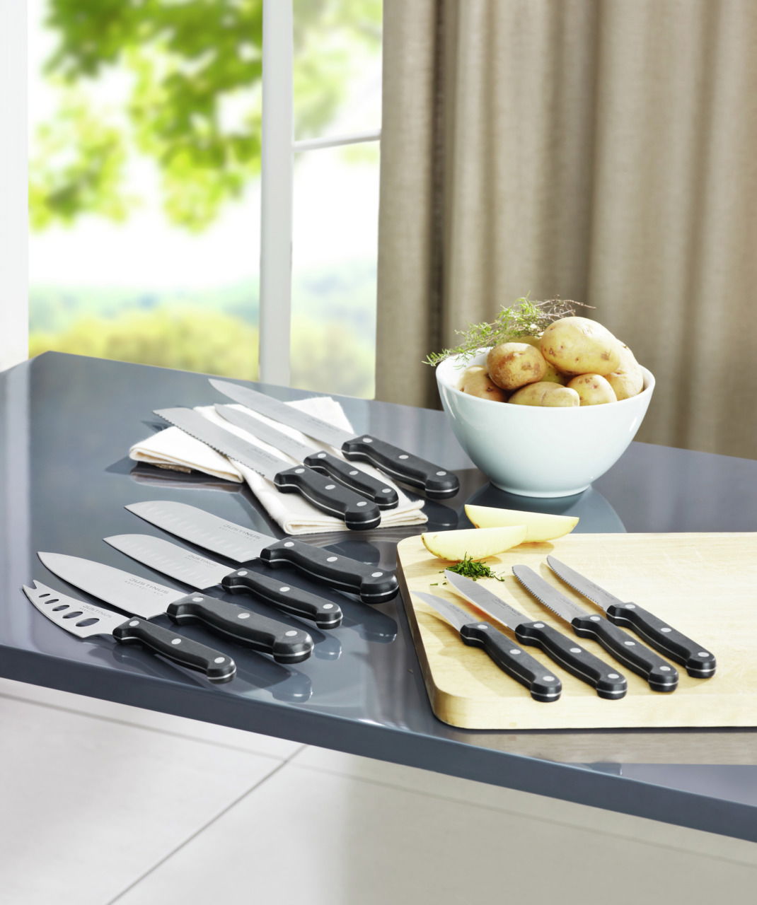 Justinus Brötchenmesser Küchenchef KÜCHENCHEF