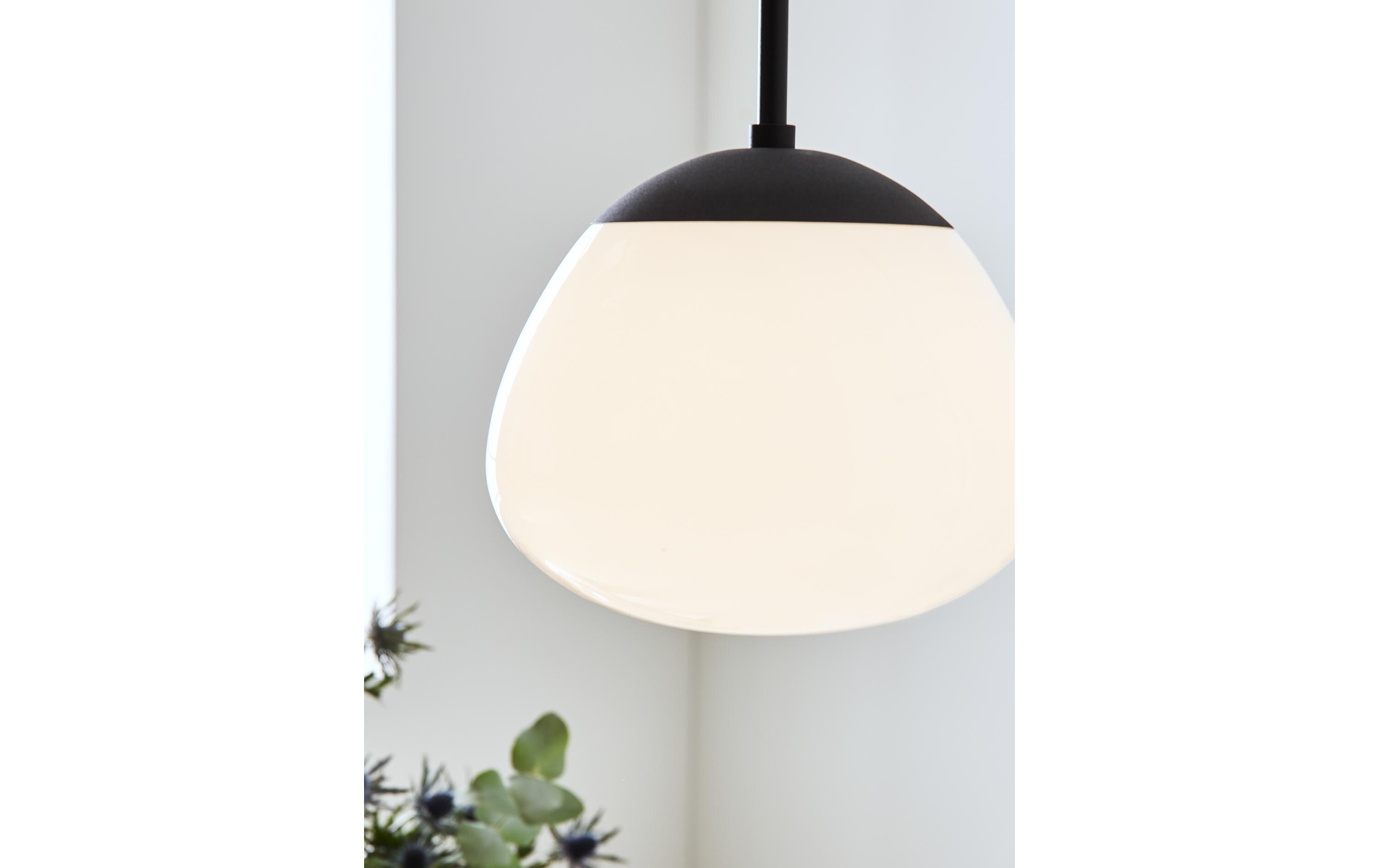 Pendelleuchte Rise, Ø 25 cm, E27, Schwarz/WeissHängeleuchte zur Deckenmontage