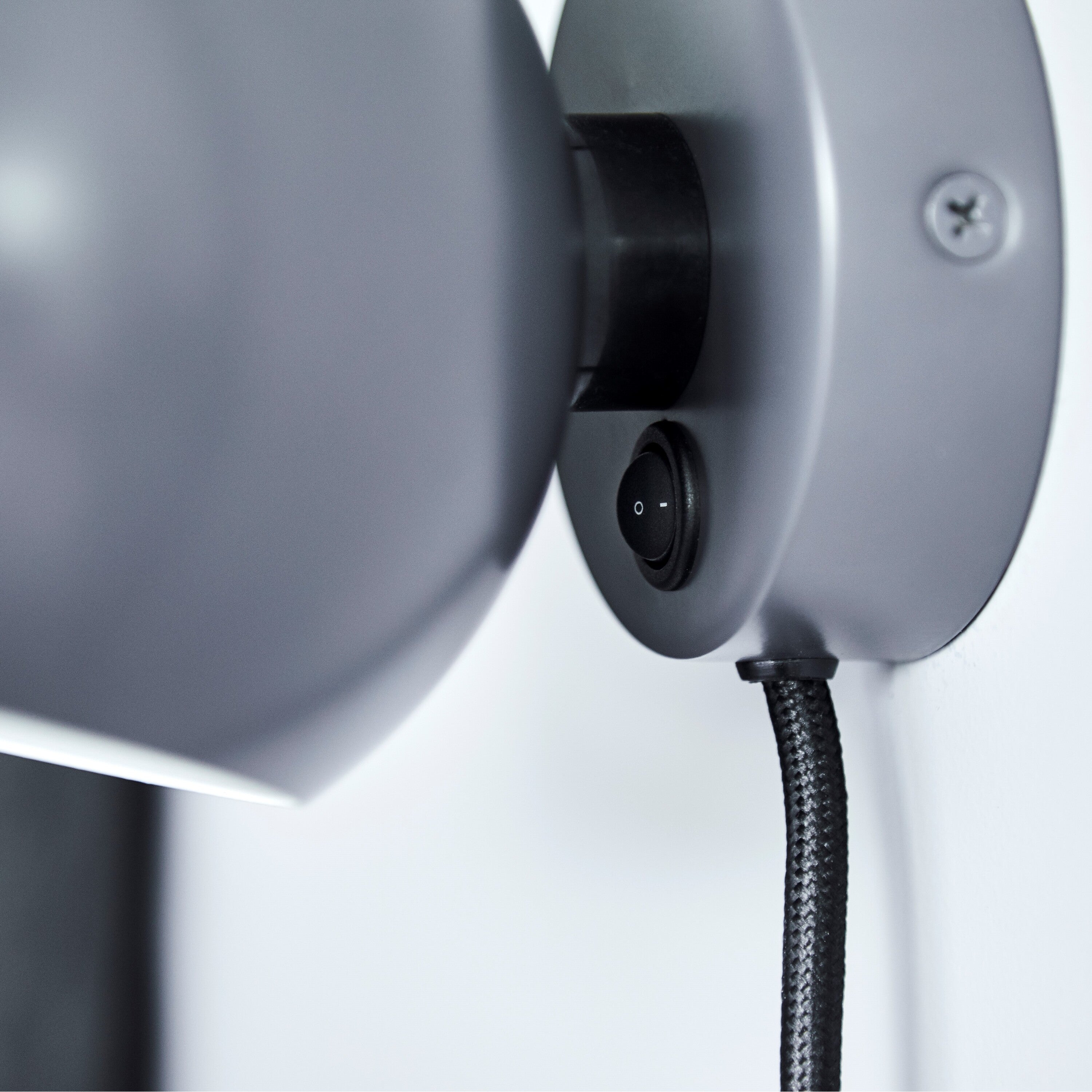 Frandsen Ball Magnet Wandlamp