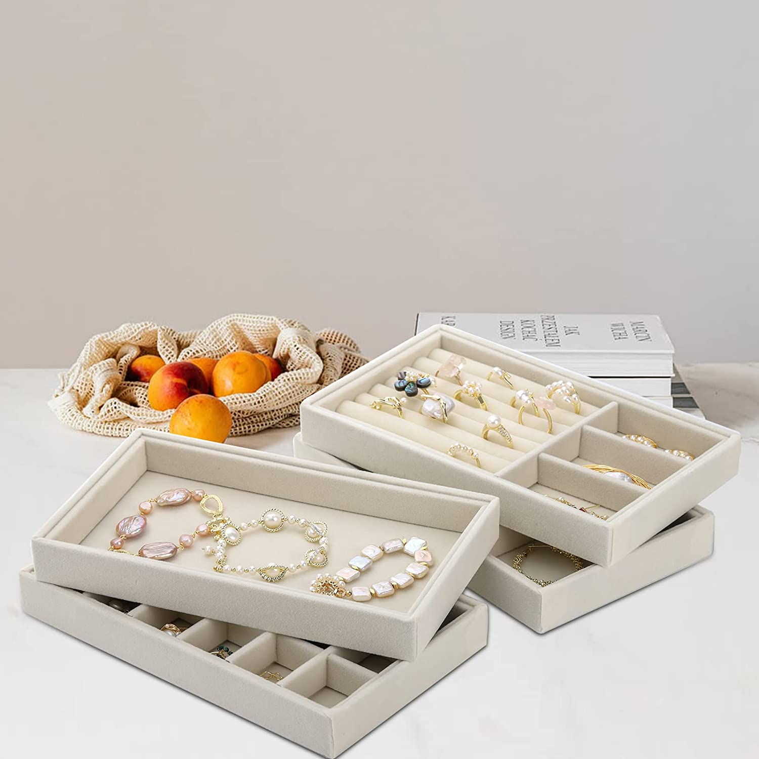 (21x12x2.5cm) Velour Schmuckschatulle Aufbewahrungsbox Organizer für Ringe / Ohrringe / Armbänder - Style 3 / Beige