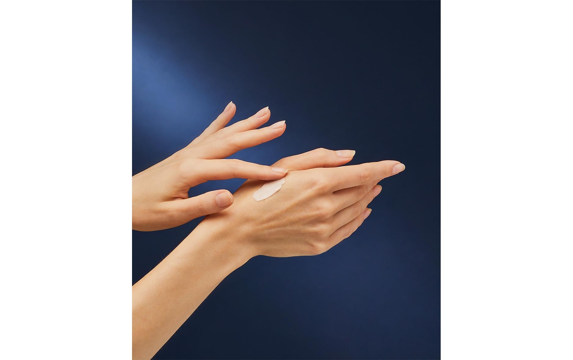Cellular Expert Lift Anti-Age Nachtpflege 50 mlNachtpflege mit Bakuchiol und Hyaluronsäure
