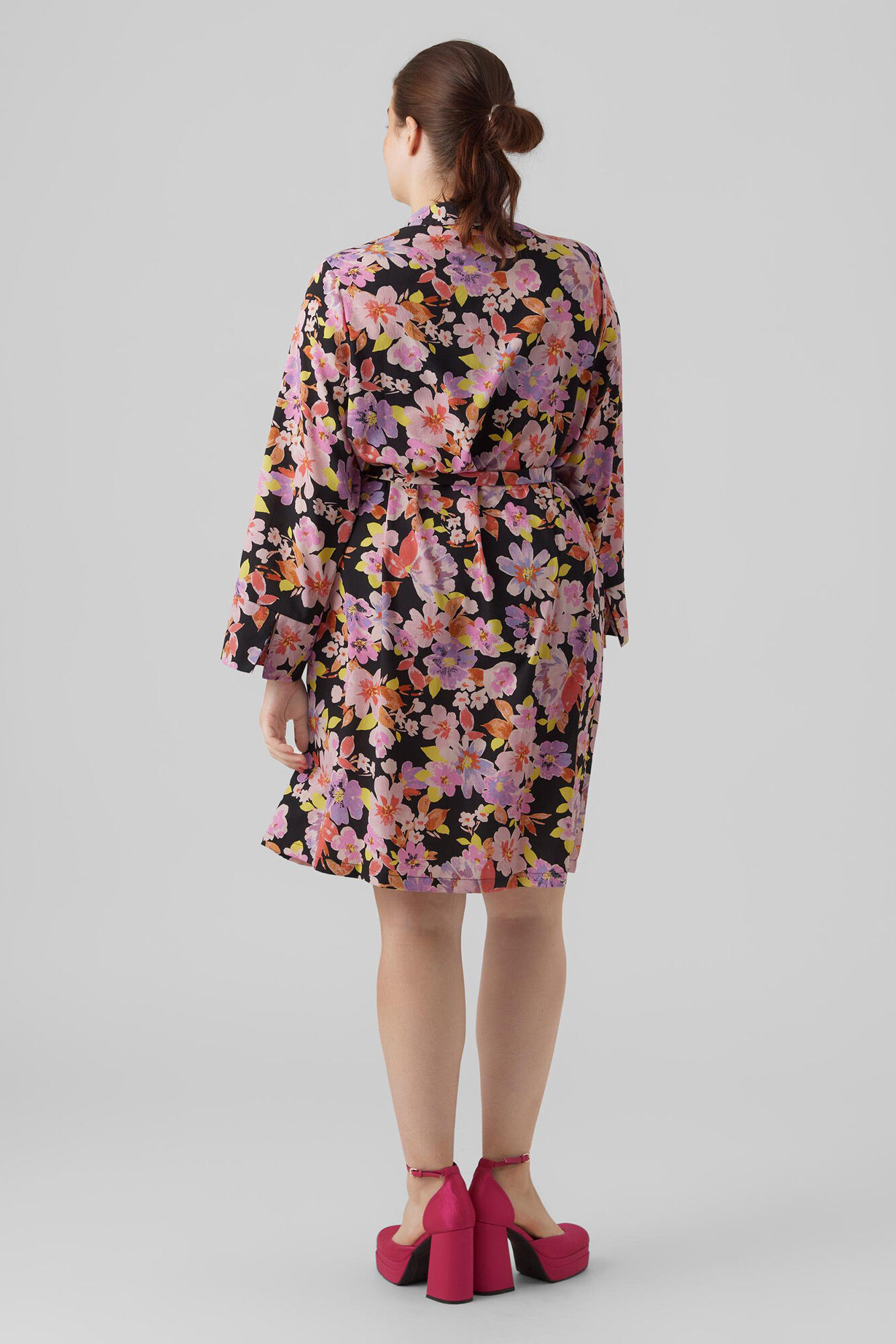Camisa social curta plus size - preta