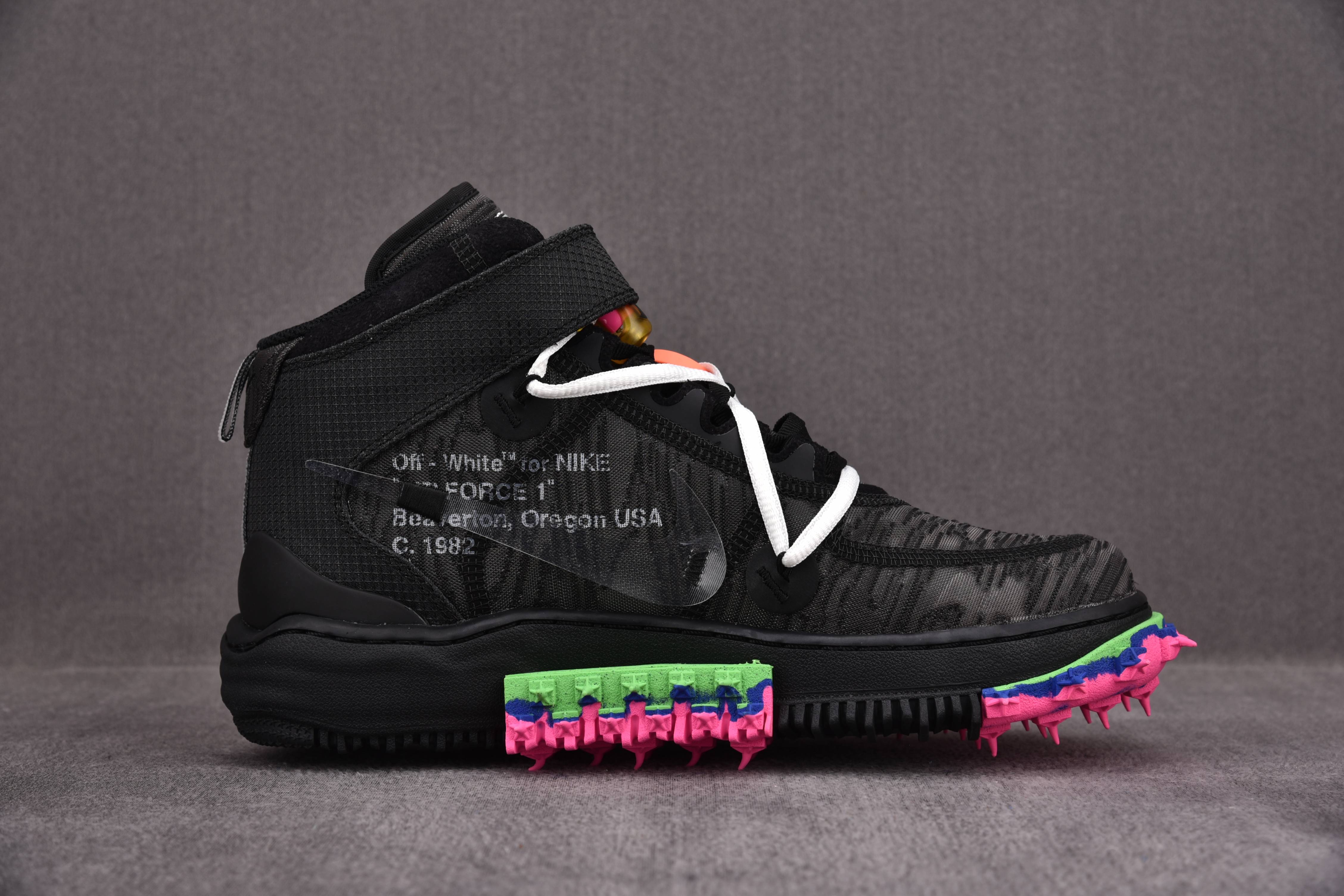Nike Air Force 1 Mid   Black