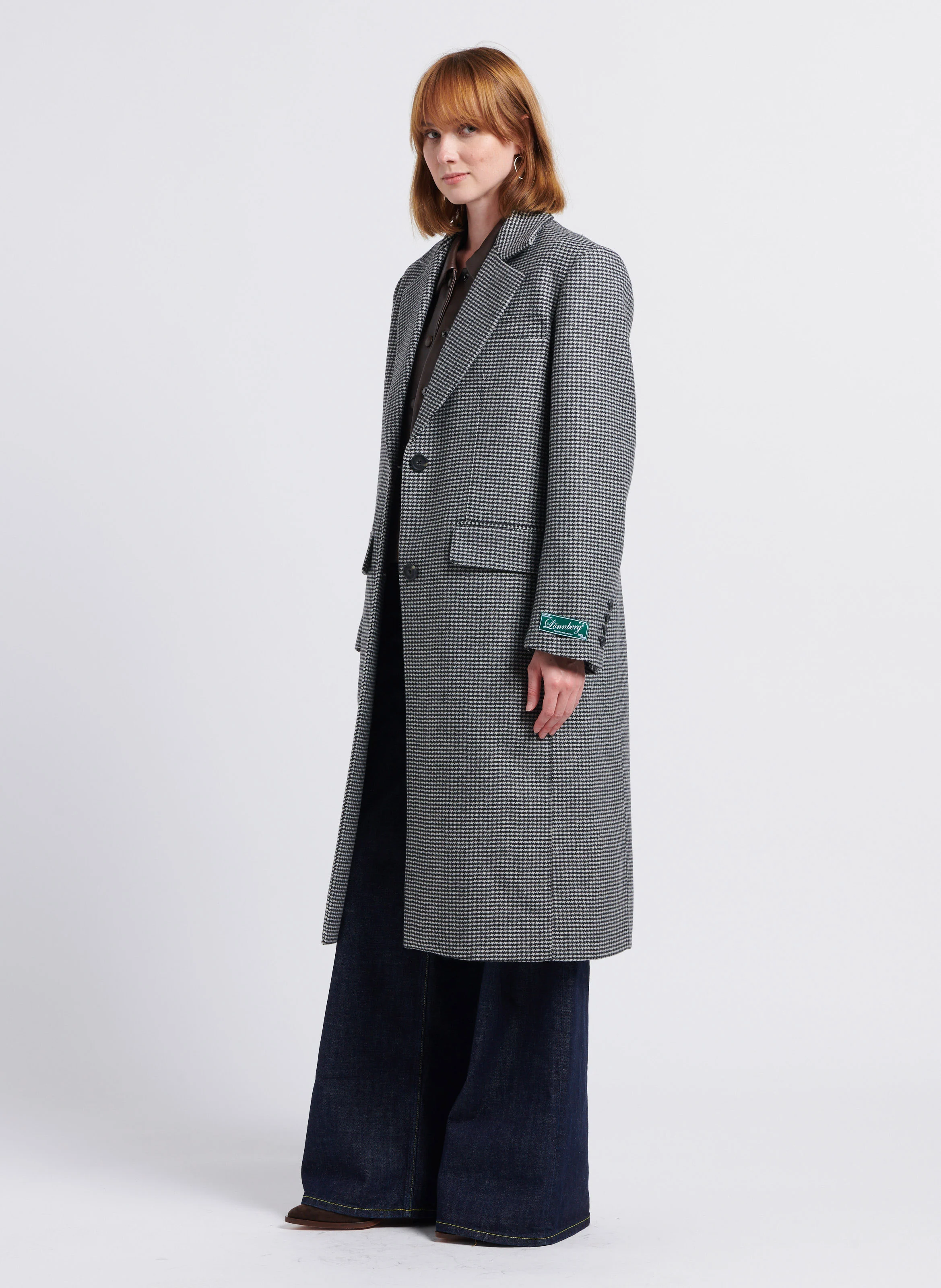 SHARIE - Manteau long col tailleur motif pied-de-poule en laine vierge mélangée| Gris