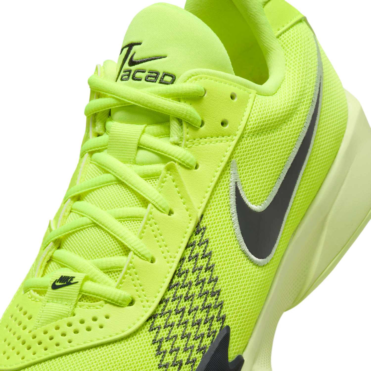 Nike G.T. Cut Academy