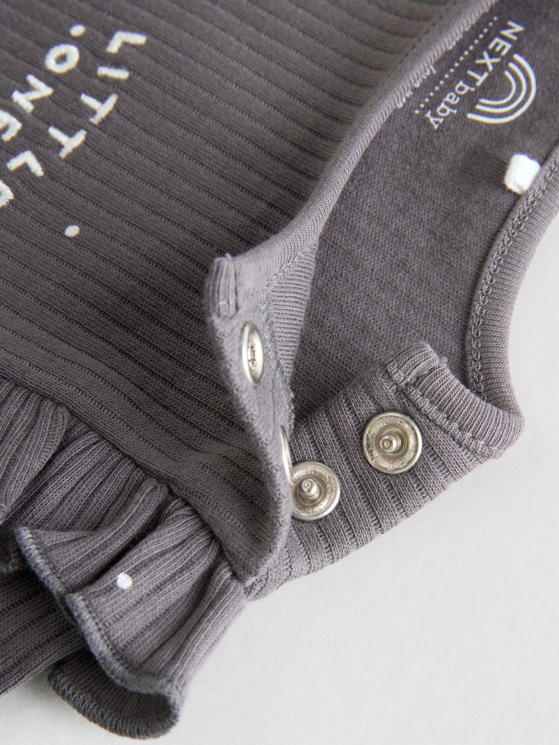 Grijs met bloemen - Babyset van top met Lange mouwen en Leggings met Bodywarmer 3 -delig (0mnd -2jr)