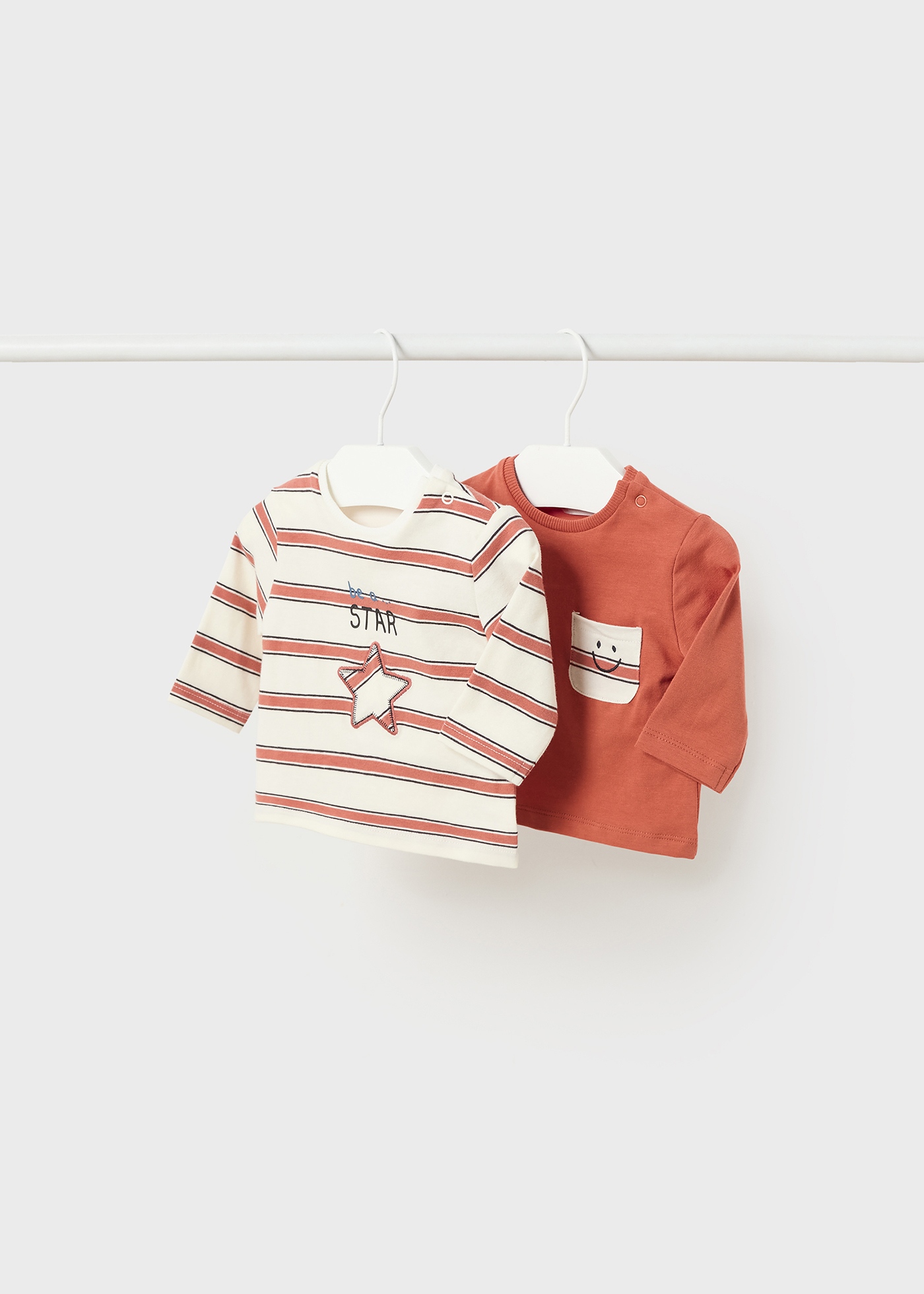 Conjunto de 2 camisetas Better Cotton para recém-nascidos