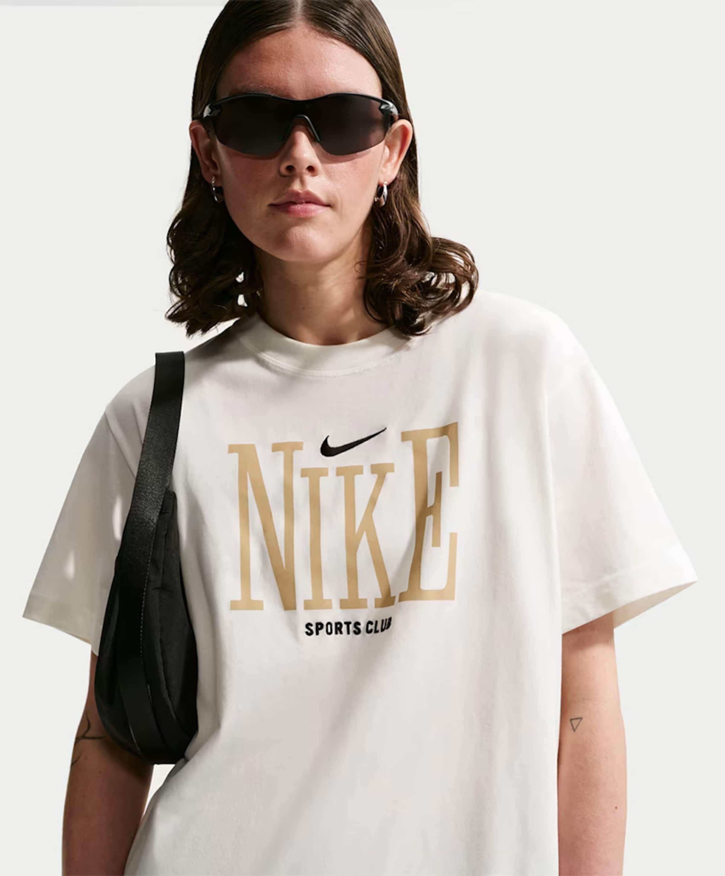 Nike Dames t-shirt wit