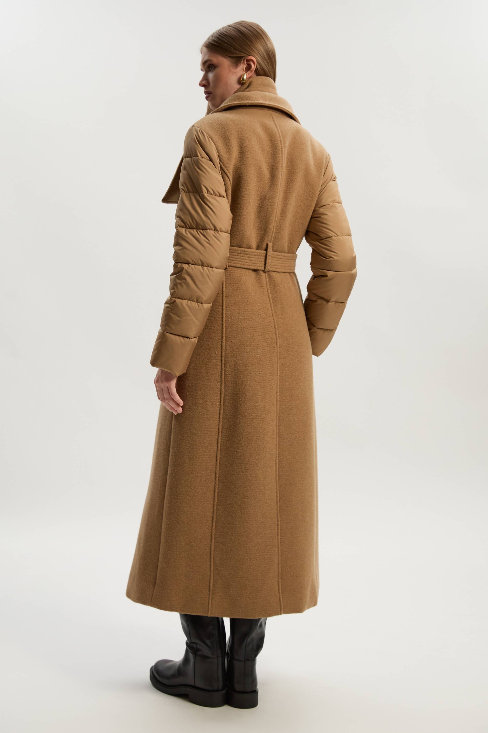 KarenMillen Manteau mi-long ceinturé hybride matelassé en mélange de laine.