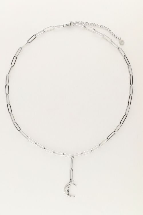 Lange schakelketting met maan