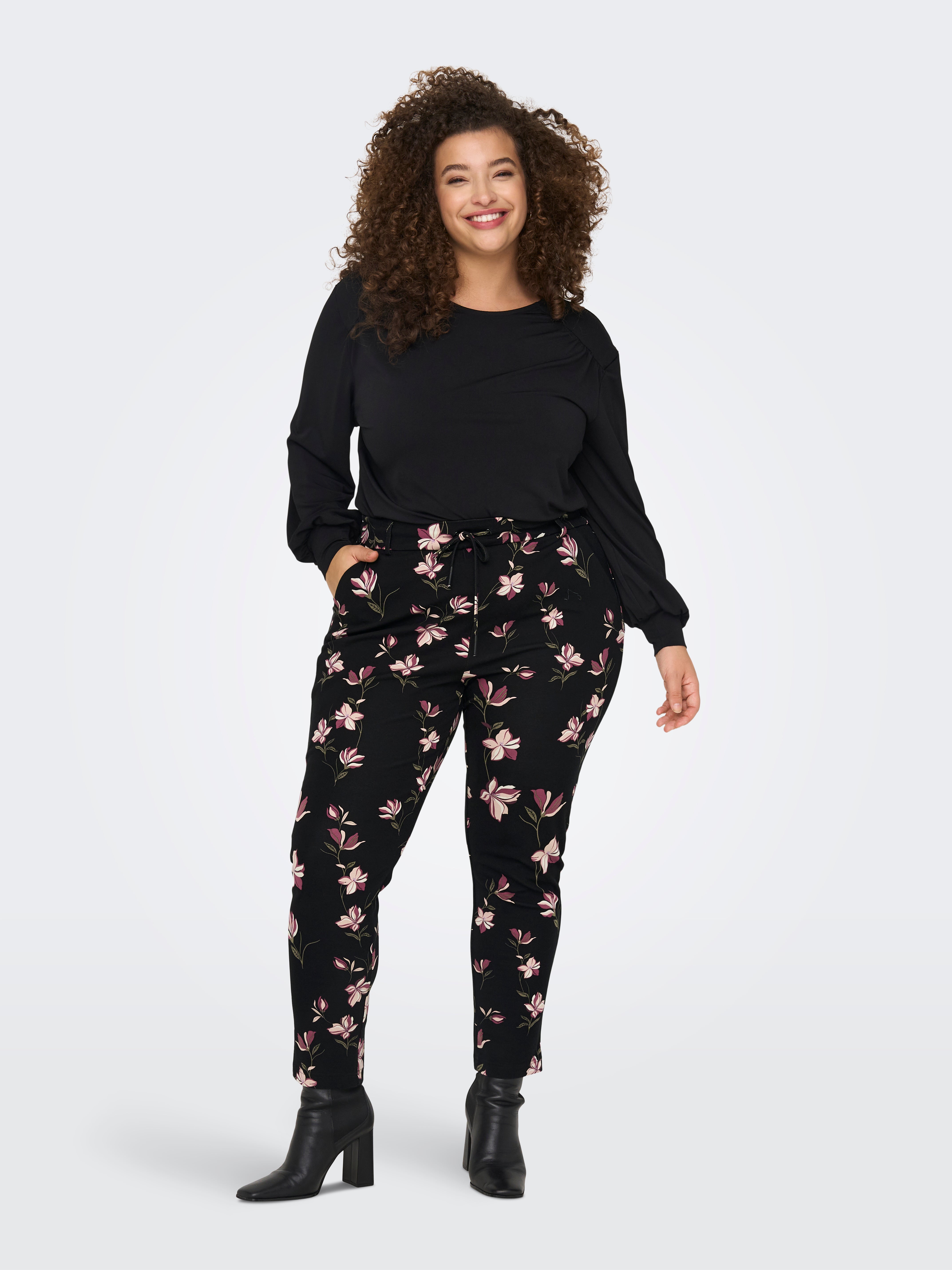 CARGOLDTRASH Normal geschnitten Klassische Hose Black