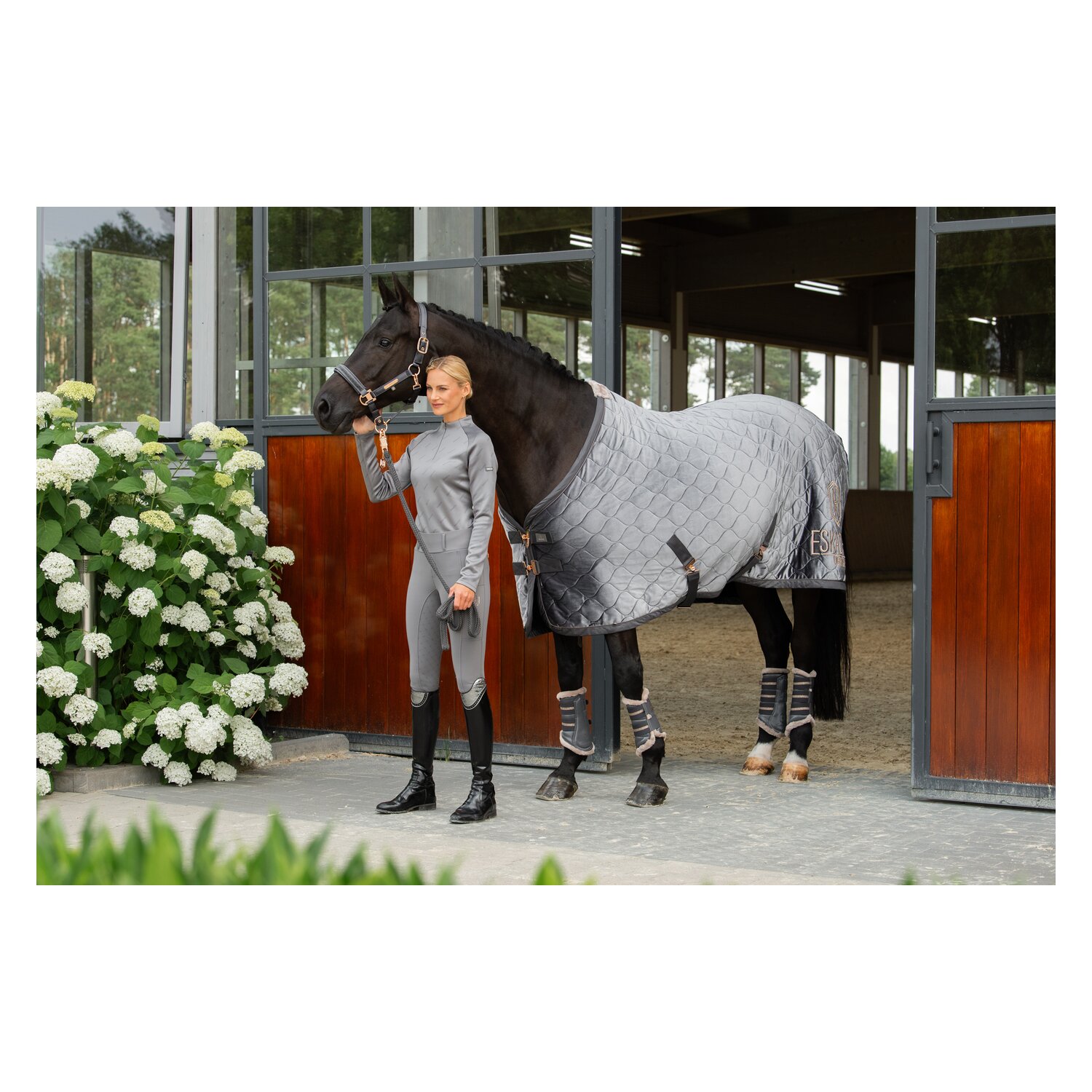 ESKADRON Heritage Abschwitzdecke Velvet  - basalt grey